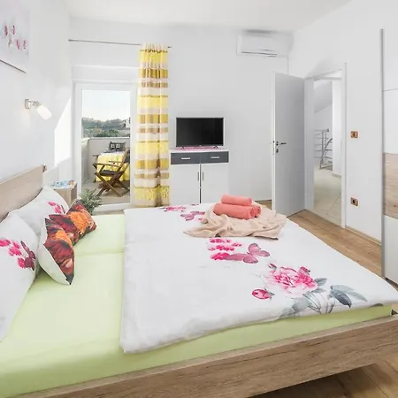 度假居 Gorgeous In Valtura With Wifi Valtura