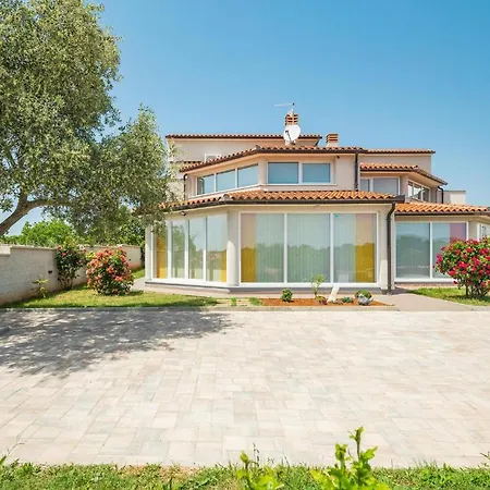 Gorgeous In With Wifi Holiday home Valtura