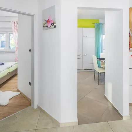 Будинок відпочинку Gorgeous In Valtura With Wifi *