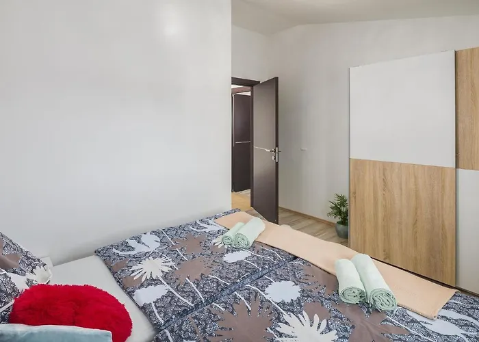 Gorgeous In With Wifi Holiday home *