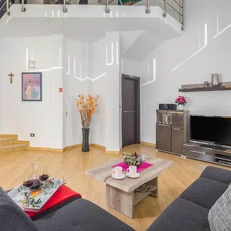 Feriehus Gorgeous In Valtura With Wifi *