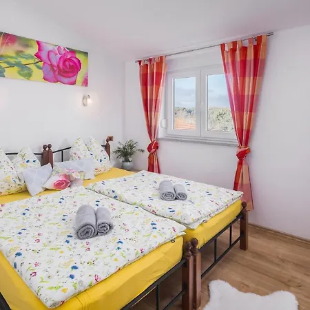 Lovely In Ferienhaus