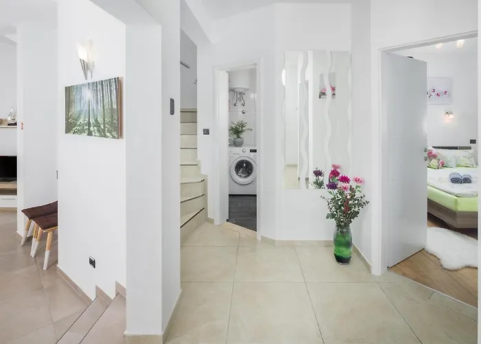 Vikendica Gorgeous In With Wifi