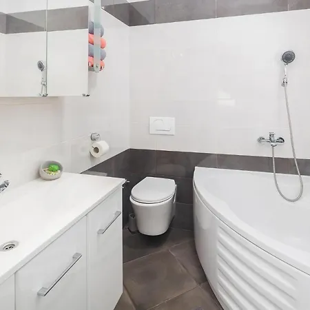 Gorgeous In Valtura With Wifi *